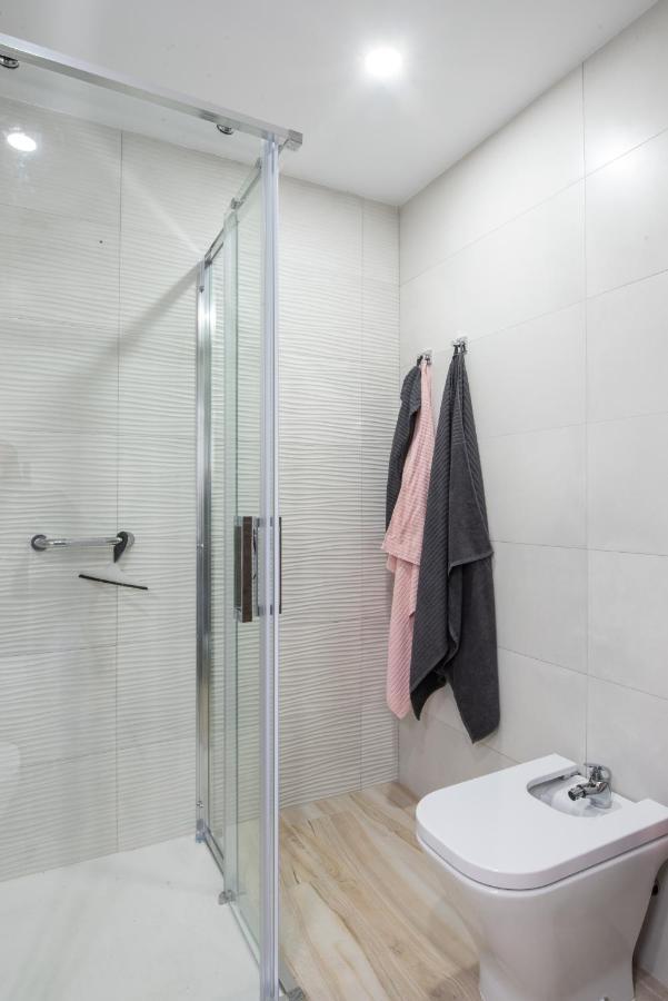 Ljus Apartment Arona  Ngoại thất bức ảnh